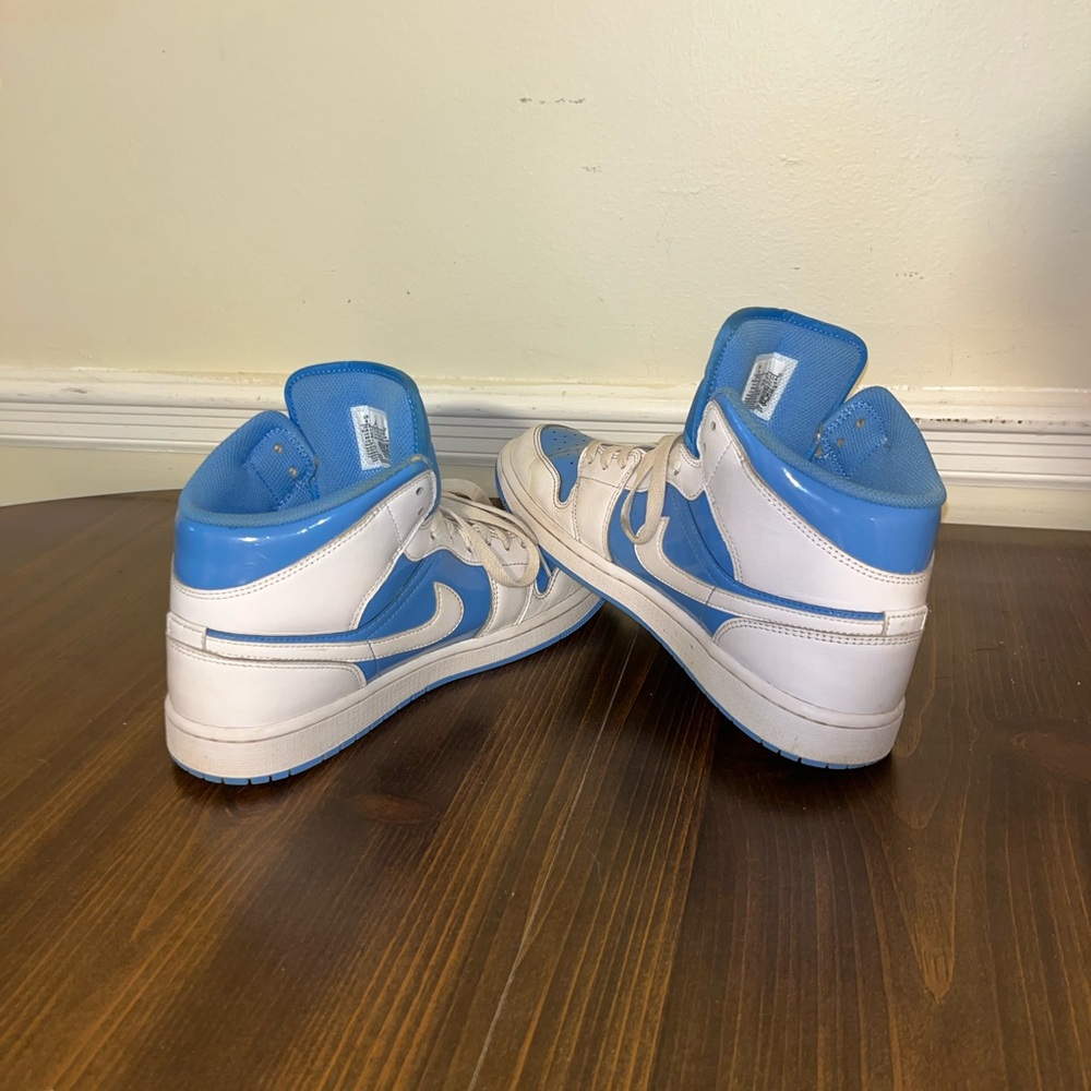 Air Jordan 1 Mid SE Mens